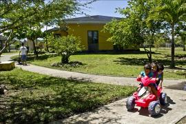 Having fun outside, SOS Children's Village LimÃ³n - photo: Miguel Rivera