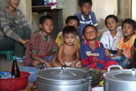 Nutrition programme, SOS Social Centre Battambang - photo: A. Halbhuber