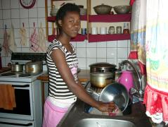 Helping in the kitchen - photo: M. Gordon