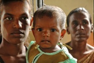 In need of help: mother and child in Sri Lanka - Photo: Dominic Sansoni