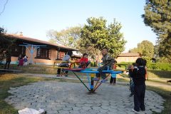 A young girl who is now able to attend school thanks to the SOS Social Centre (photo: L. W. Nielsen)