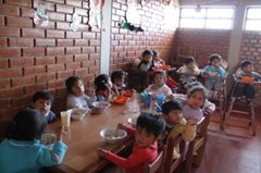 Lunch at the SOS Social Centre (photo: S. Preisch)